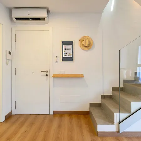 Brand New Spacious Duplex 100m From The Appartamento *